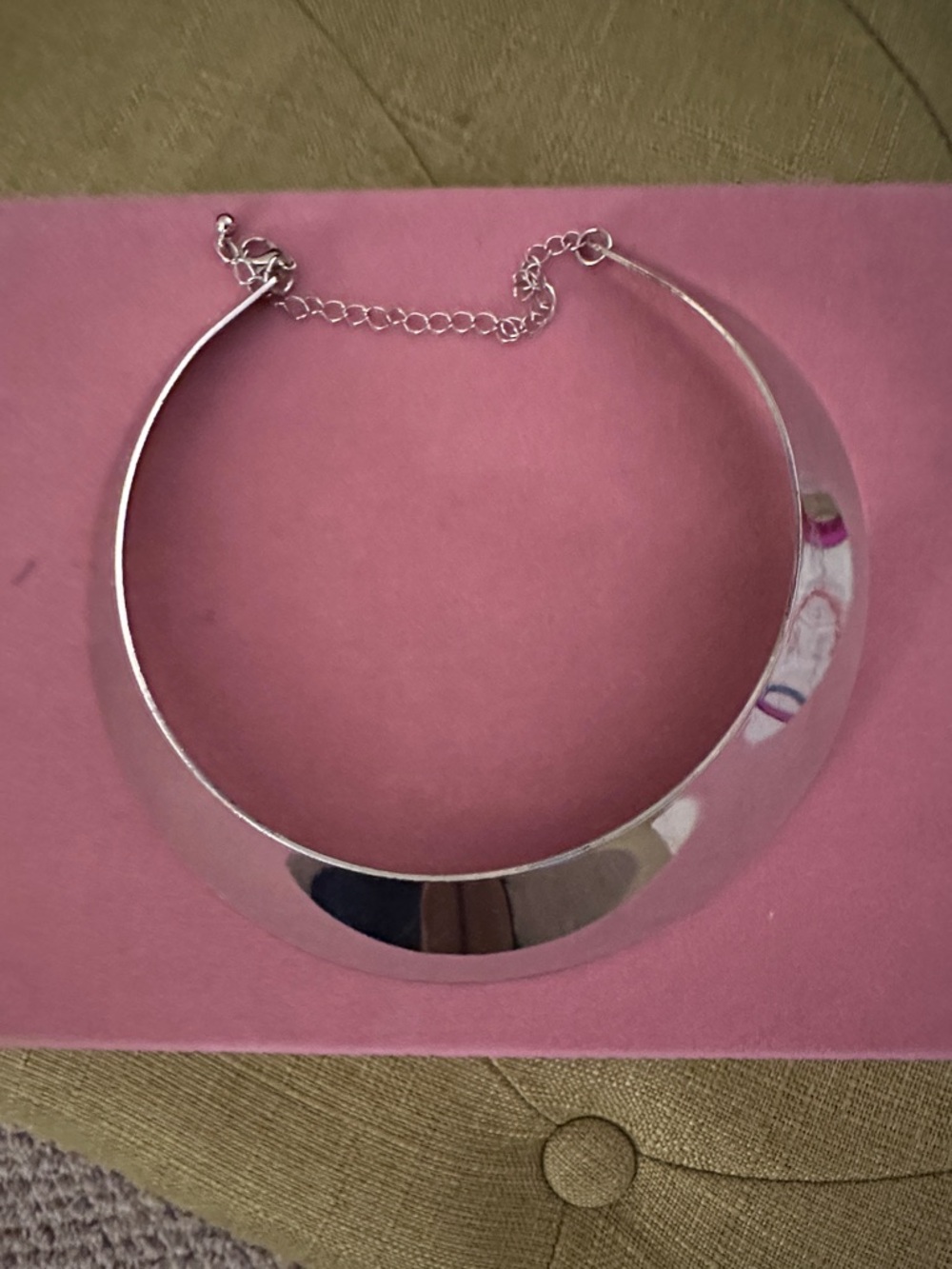 Silver Tone Collar Necklace - Sleek Women’s Statement Choker